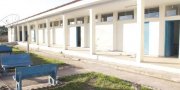 Em AnanÃ¡s, obras de reforma melhoram bloco de salas de aula no ColÃ©gio Estadual GetÃºlio Vargas.
