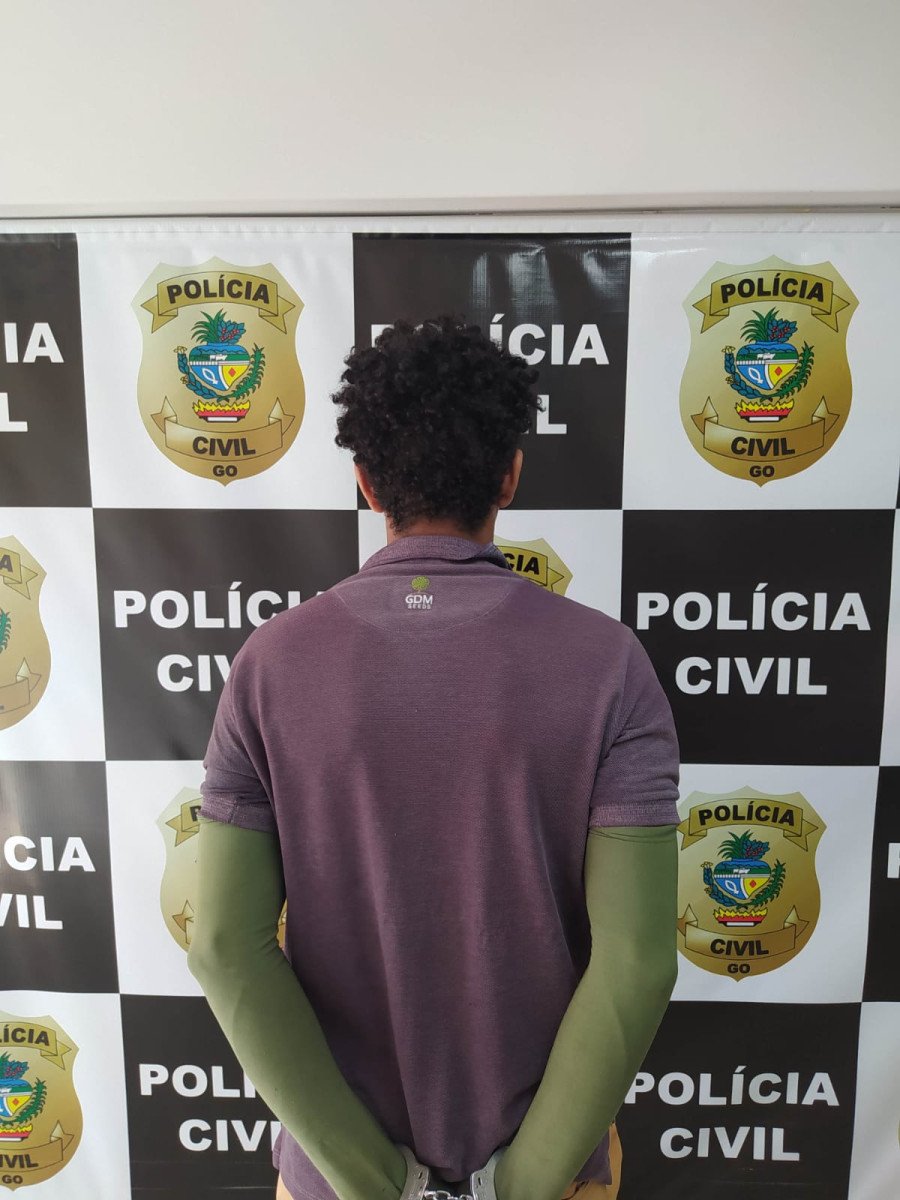 Homem foi preso em Goiânia após ação conjunta das Polícias Civis do Tocantins e de Goiás (Foto: Dicom/SSP-TO)