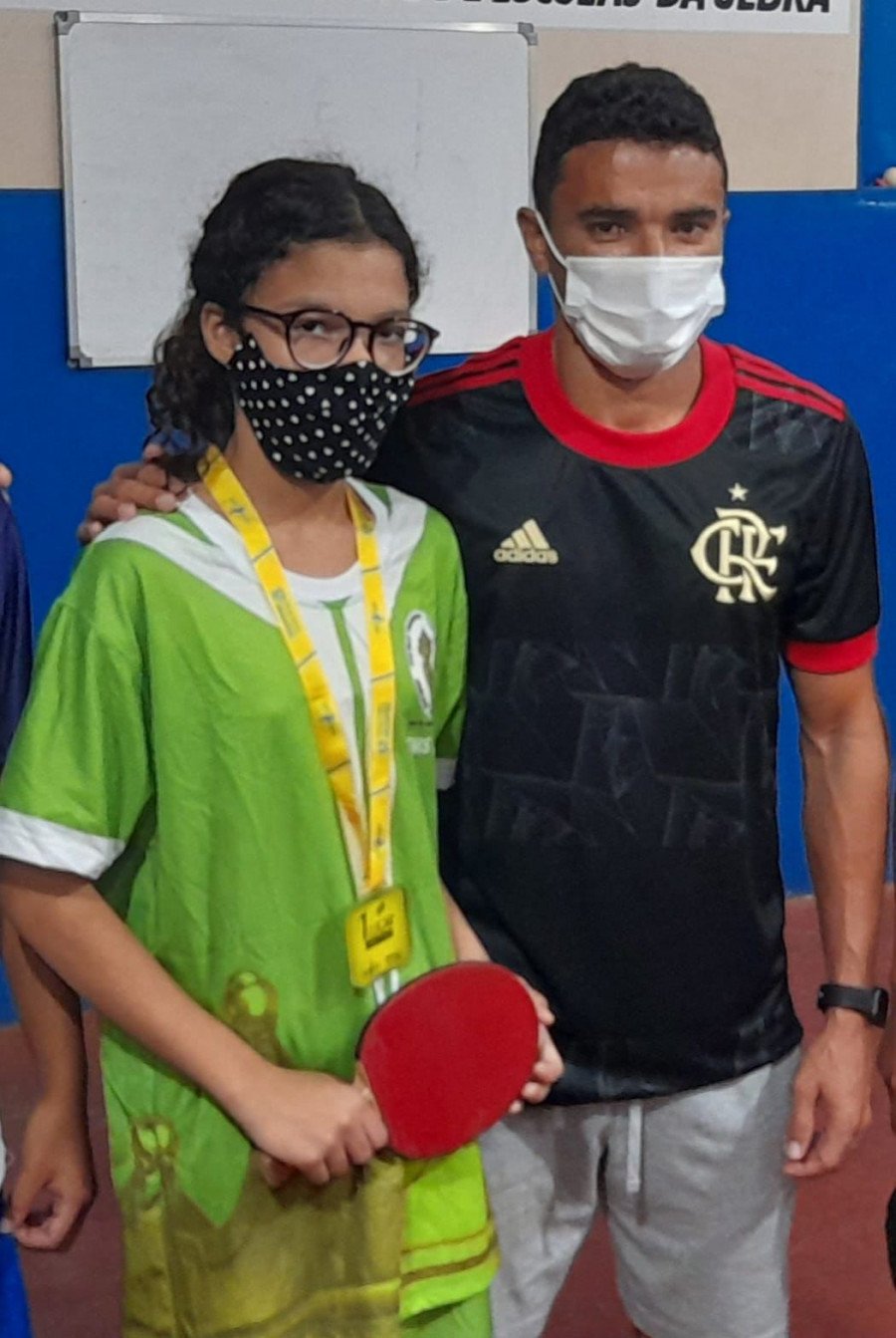A estudante Marina Araújo Marques, da Escola Paroquial Cristo Rei, de Tocantinópolis venceu a partida de Tênis de Mesa (Foto: Divulgação)