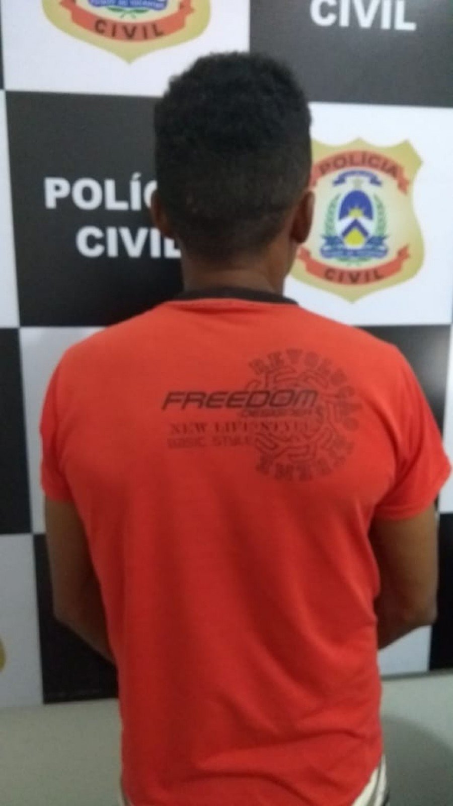 Homem investigado por estupro de vulnerÃ¡vel e por ameaÃ§ar mÃ£e da vÃ­tima foi preso PolÃ­cia Civil em em AraguanÃ£ pelo crime de coaÃ§Ã£o no curso de processo