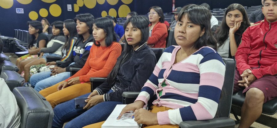 Estudantes atentos para as recomendações dos professores (Foto; Seduc/Governo do Tocantins)