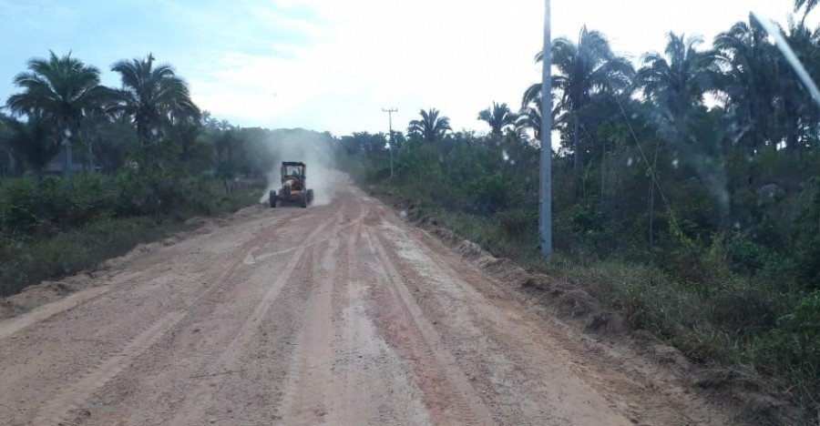 ServiÃ§o de manutenÃ§Ã£o na rodovia TO-134, que liga a sede do municÃ­pio de SÃ£o Miguel do Tocantins ao povoado de Jatobal
