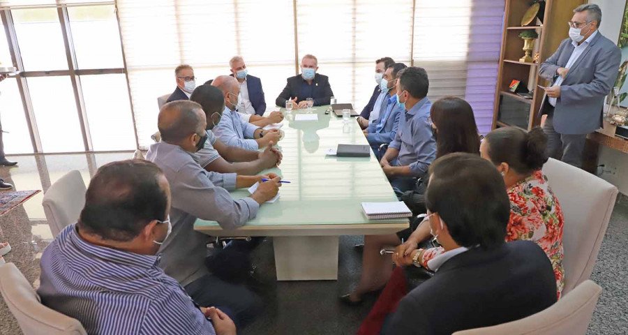 Governador apresentou a prefeitos da região do Jalapão benefícios do projeto de concessão dos serviços turísticos dos Parques Estaduais do TO