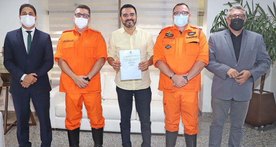 Governador em exercício, Wanderlei Barbosa, assinou nesta sexta-feira, 22, o ato de nomeação do coronel Gerson Ornelas