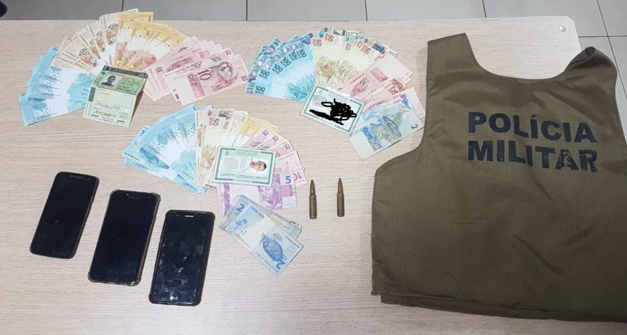PM apreendeu dinheiro falso e prendeu trÃªs jovens suspeitos em Palmas
