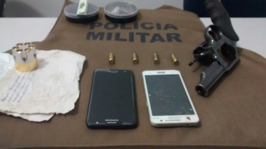 PolÃ­cia Militar recupera celular roubado e faz apreensÃ£o de arma de fogo e muniÃ§Ãµes em Gurupi (Foto: DivulgaÃ§Ã£o PMTO)
