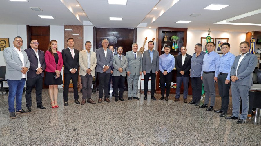O encontro ocorreu no gabinete do Governador, no Palácio Araguaia (Foto: Loise Maria)