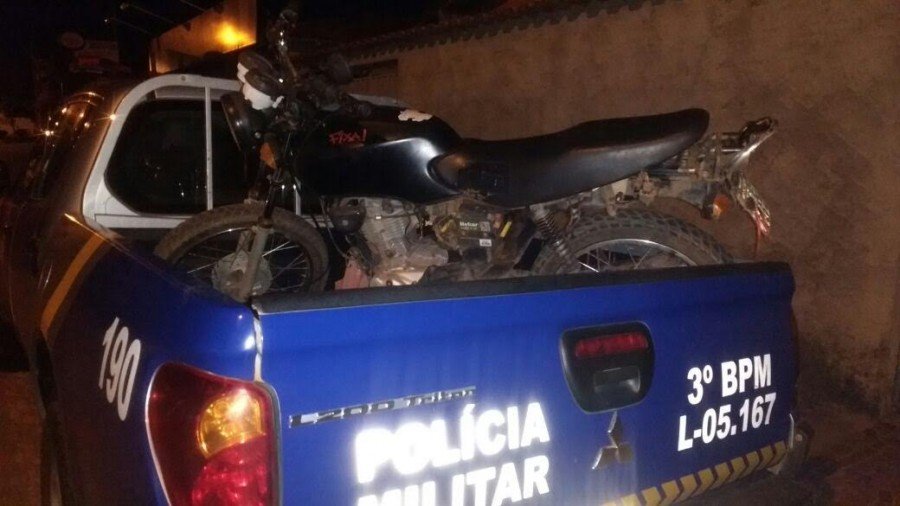 Moto apreendida pela PM em Pedro Afonso