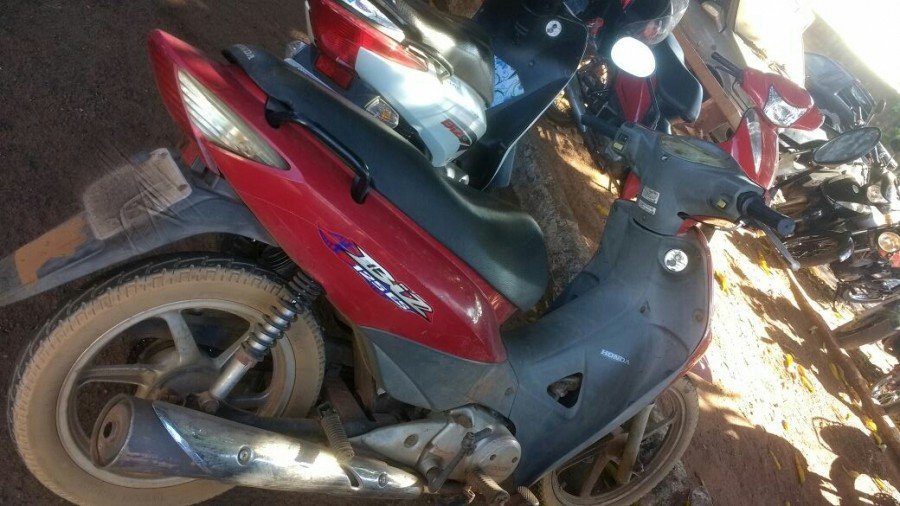 Motocicleta roubada Ã© recuperada em AraguaÃ­na (Foto: DivulgaÃ§Ã£o PMTO)