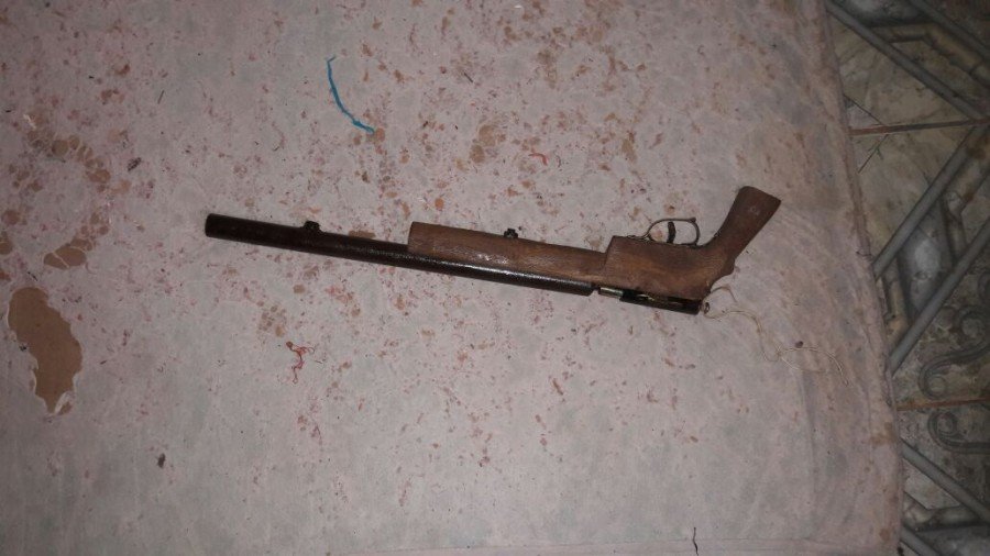 Arma de fabricaÃ§Ã£o artesanal apreendida em PalmeirÃ³polis