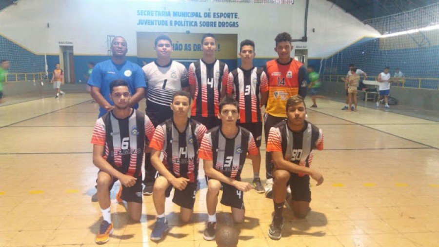 ColÃ©gio da PolÃ­cia Militar de Araguatins venceu a equipe campeÃ£ dos Jets da Regional de TocantinÃ³polis