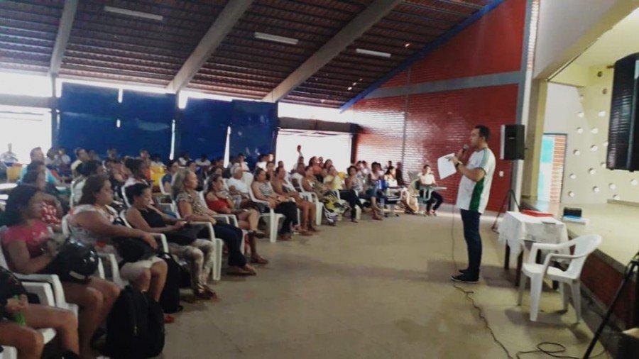 ColÃ©gio da PolÃ­cia Militar de AugustinÃ³polis realizou reuniÃ£o com pais e comissÃ£o de formandos