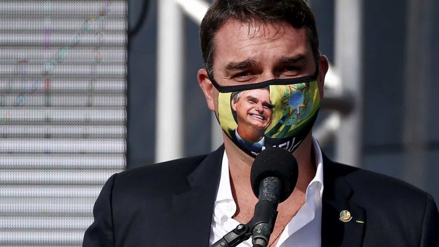 STJ retoma na terça julgamento de dois recursos da defesa do senador Flávio Bolsonaro por rachadinhas (Foto: Getty Images)