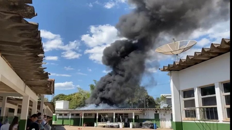 Incêndio atinge gerador do Hospital Municipal de Marabá-PA (Foto: Reprodução)
