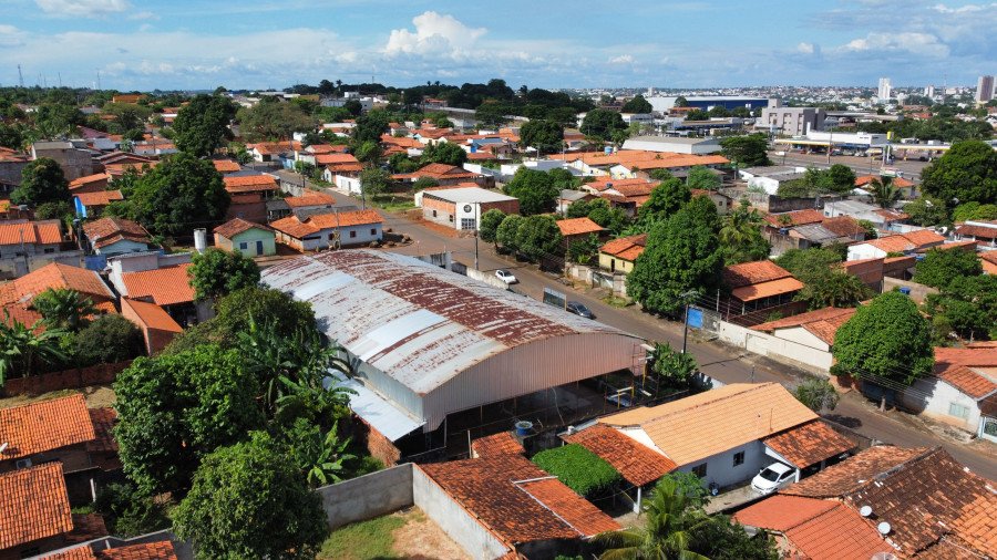 Com investimentos de R$ 586.929,61, Governo do Tocantins inicia reforma da quadra poliesportiva Nilton Barros de Sousa em Araguaína