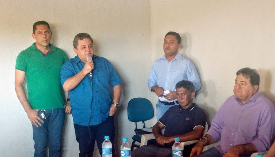 Deputado Jair Farias articula implantaÃ§Ã£o de projeto de piscicultura em tanques-rede em Palmeiras do Tocantins
