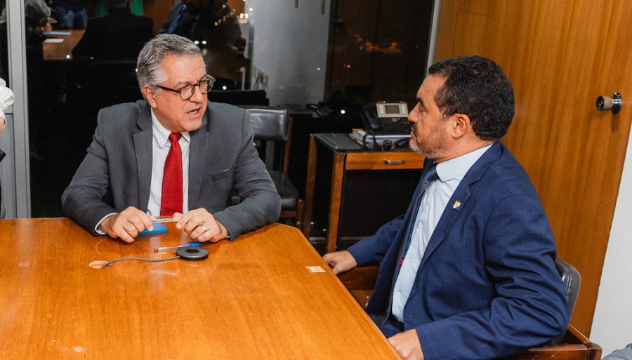 Governo do Tocantins se reúne com ministro Alexandre Padilha para viabilizar empréstimo de R$ US$ 200 milhões com o BIRD