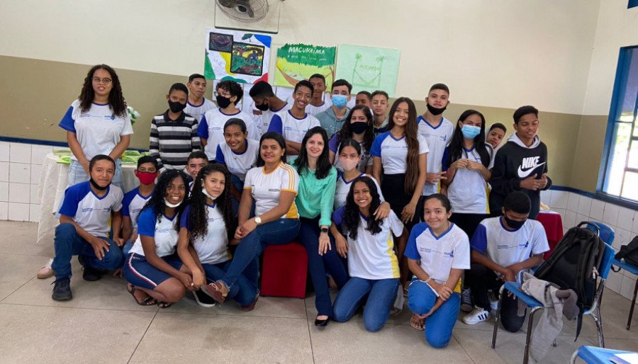 O evento foi organizado pela professora de Língua Portuguesa, Nizelda Pereira, com alunos das turmas dos 9º anos (Foto: Seduc)