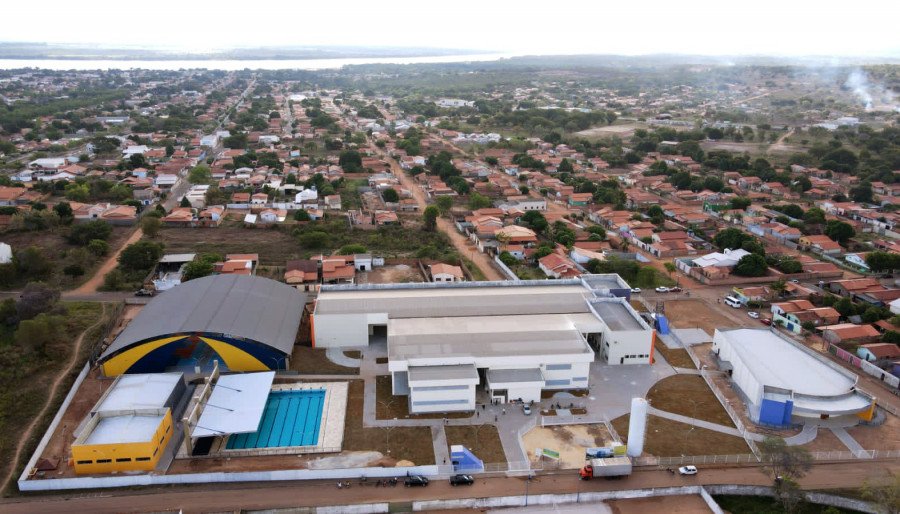 Escola Estadual de Tempo Integral Aldinar Gonçalves de Carvalho conta com 21 salas de aula, laboratórios e espaços para artes e esportes