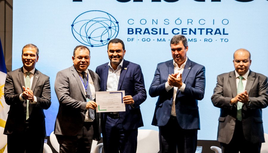 Governo do Tocantins participa do Fórum de Governadores Brasil Central, em Brasília (Foto: Vinícius Santa Rosa)
