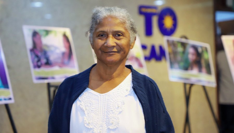 A matriarca do Quilombo Barra do Aroeira, emocionou-se ao testemunhar o compromisso do estado com as comunidades quilombolas