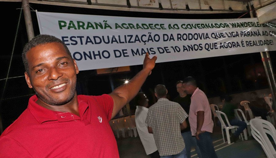 O agricultor Luziano Torres comemorou a estadualização da rodovia (Foto: Marcio Vieira)