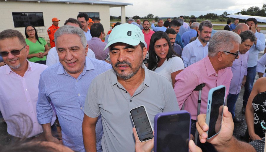 Governador Wanderlei Barbosa retornou ao Tocantins nesta segunda-feira, 8 (Foto: Antonio Gonçalves)