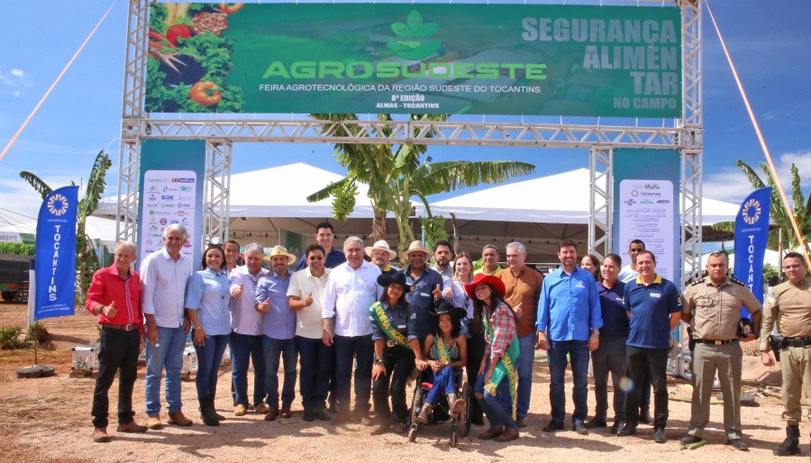 Vice-governador Laurez Moreira e equipe do Governo abrem oficialmente a 8ª edição da Agrosudeste (Foto: Marcio Vieira)