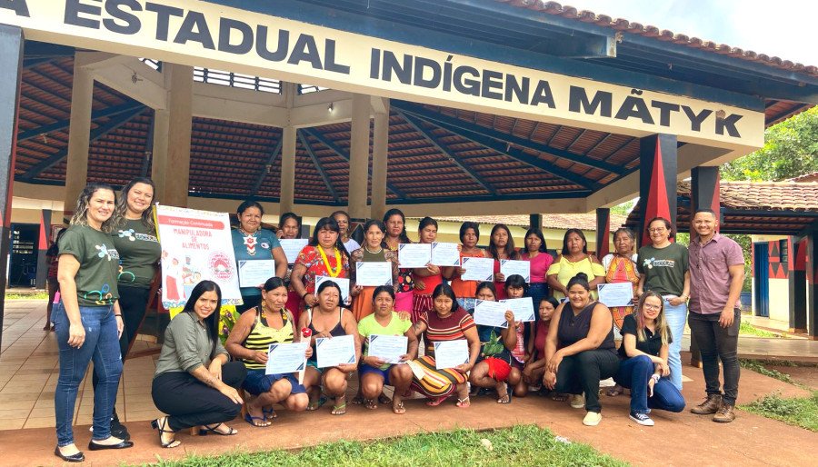 A formação Também foi realizada na escola indígena (Foto: Divulgação/Seduc)