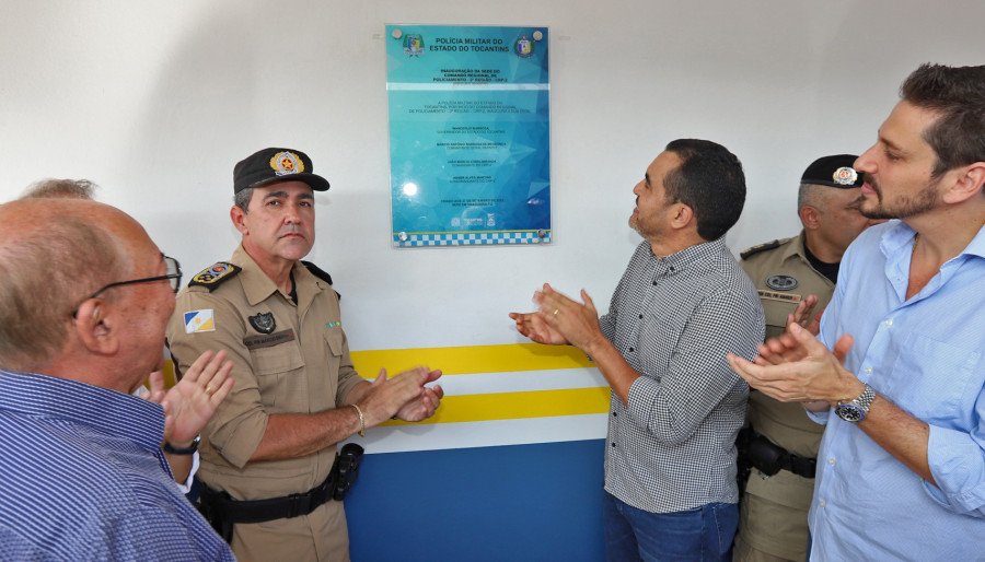 Governador Wanderlei Barbosa realiza o descerramento da fita inaugural da nova sede do CRP-2 em Araguaína