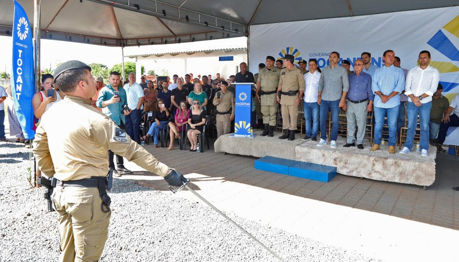 Em Araguaína, governador inaugura Comando Regional de Policiamento e Base da Força Tática para atenderem mais de 40 municípios