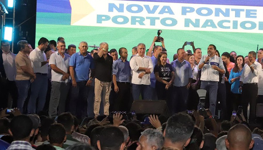 A entrega foi comemorada pelo governador, pois esta representa o compromisso da gestão com o desenvolvimento da cidade e de todo o Estado