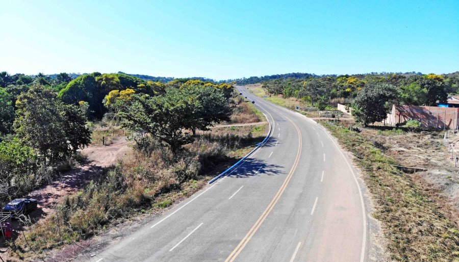 Trecho da TO-247, do município de Lagoa do TO até o km 50, recebeu obras de terraplanagem, drenagem, obras de arte e pavimentação asfáltica