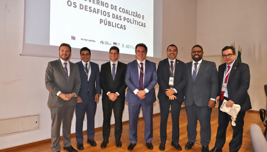 Painel realizado nesta quarta-feira, 26, contou ainda com a presença do senador Ciro Nogueira; do prefeito de Recife, João Campos; do presidente da Comissão Nacional de Avaliação do Ensino Superior do MEC, Eduardo André (Foto: Loise Maria)