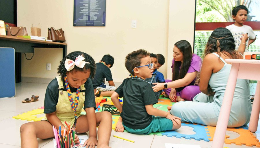 Encontro de pais de crianças autistas do Tocantins contou com a presença de quase 400 pessoas (Foto: Dayana Nascimento)