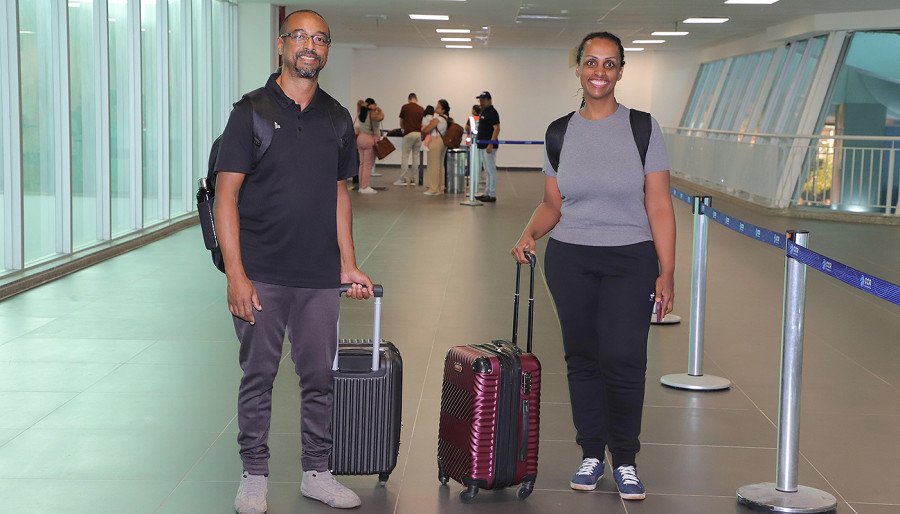 Amanda Torres e Wellington Chaves elogiam a nova estrutura do Aeroporto de Palmas após dias de turismo no Jalapão