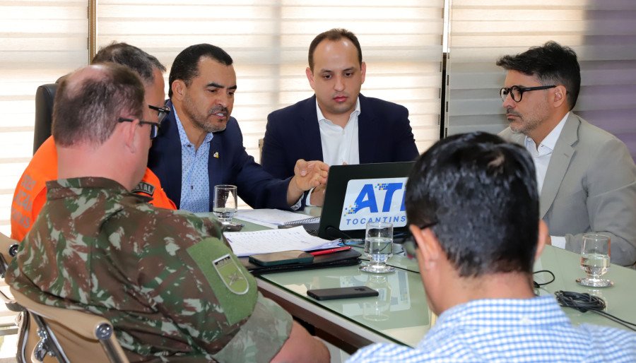 Reunião contou com a participação de representantes do Corpo de Bombeiros, Naturatins e Defesa Civil e outros órgãos