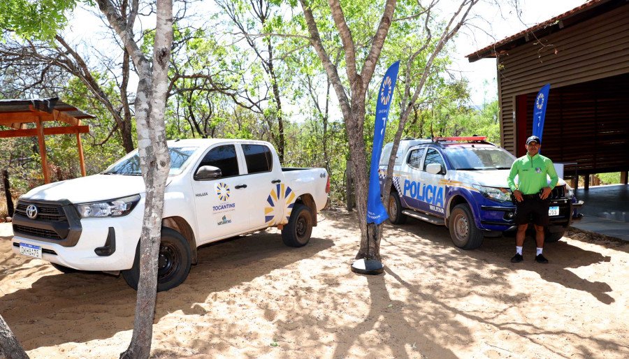 Caminhonetes entregues ao Naturatins para intensificar a preservação ambiental e o combate a incêndios florestais no Jalapão (Foto: Ademir dos Anjos)