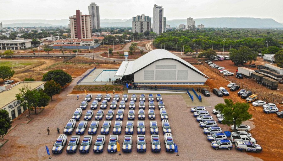 Mais de 70 veículos são entregues para a Polícia Militar (Foto: Adilvan Nogueira)