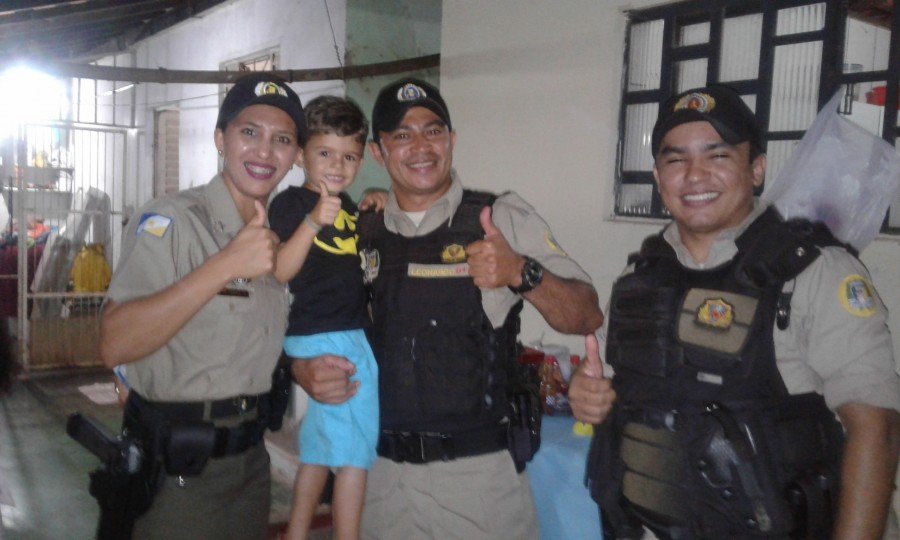 Admirador da PM, menino de 5 anos convida policiais militares para o seu aniversÃ¡rio