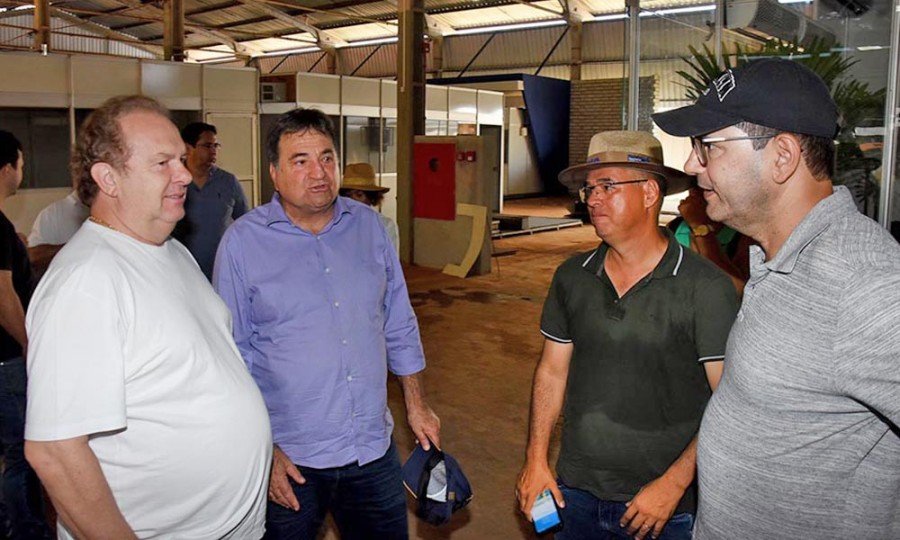 Neste domingo, 5, o governador Mauro Carlesse, vistoriou a montagem da estrutura da Agrotins 2019 (Foto: Esequias ArÃ¡ujo)