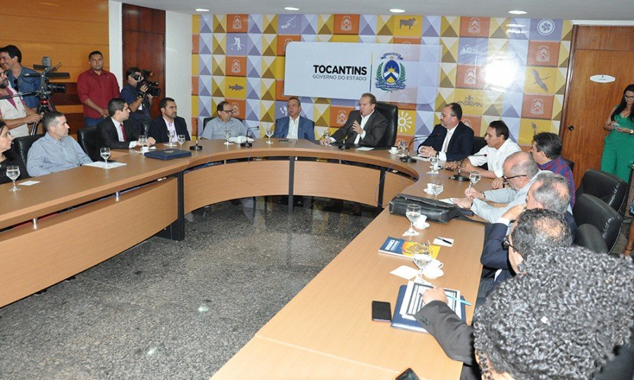 Governador Mauro Carlesse anunciou que o Tocantins estÃ¡ enquadrado na Lei de Responsabilidade Fiscal (Foto: Esequias AraÃºjo)