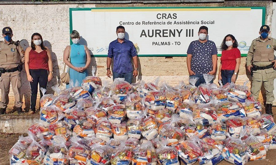 Mais de 1.200 famÃ­lias da Capital jÃ¡ foram beneficiadas com entregas de cestas pelo Governo do Tocantins