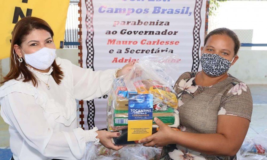 Governo do Tocantins amplia benefÃ­cio e entrega kits de alimentos a 16 mil famÃ­lias de alunos da rede municipal de AraguaÃ­na