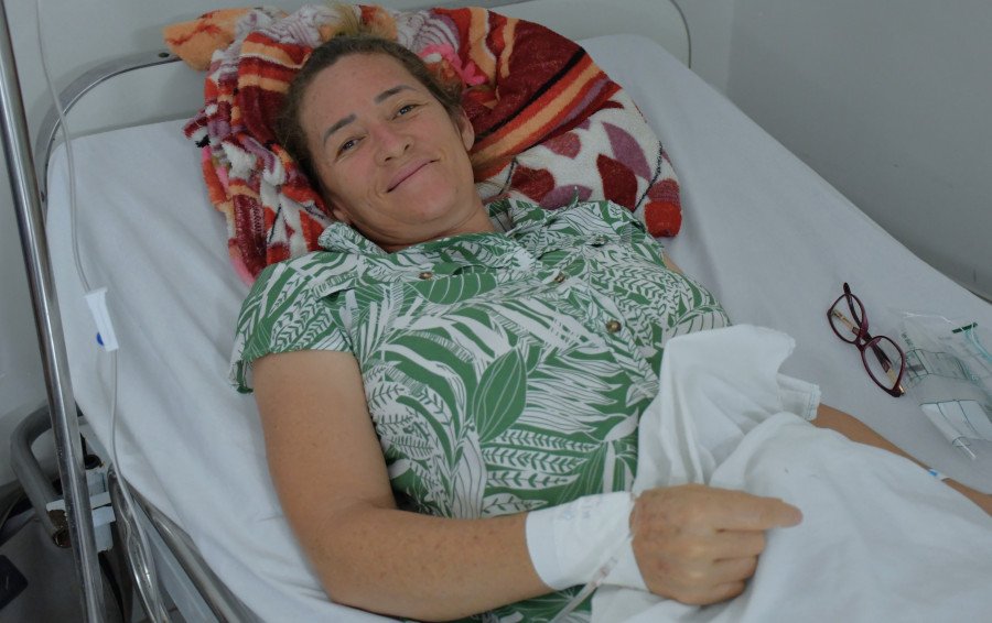 Jacilda dos Santos realizou a cirurgia de Colecistectomia no SUS estadual (Foto: André Araújo/Governo do Tocantins)