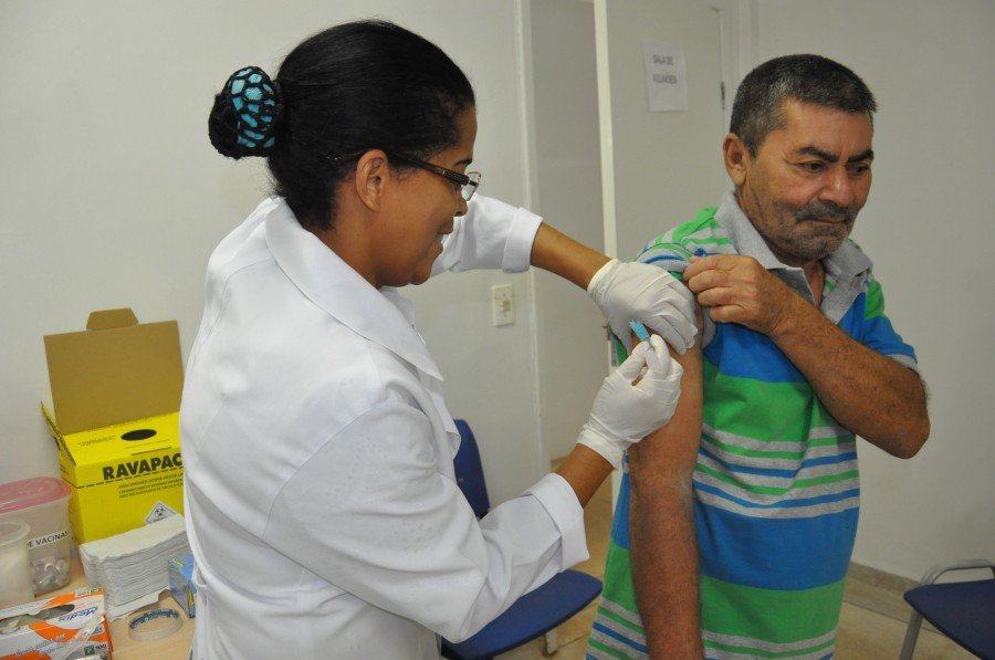 ReuniÃµes sobre campanha nacional serÃ£o realizadas com profissionais que atuam em salas de vacinas das unidades bÃ¡sicas de saÃºde