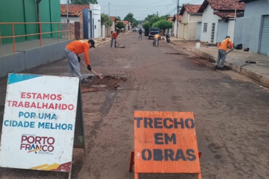 Prefeitura de Porto Franco inicia nova etapa de operação tapa-buracos no município (Foto: Divulgação)