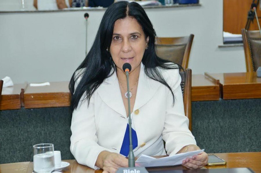 Deputada estadual AmÃ¡lia Santana