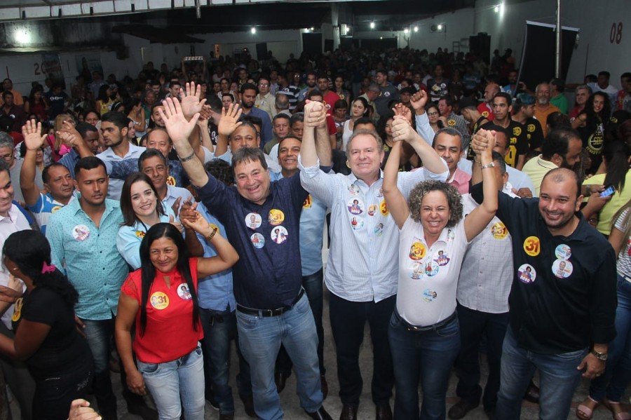 Carlesse participa do lanÃ§amento da candidatura de Josi Nunes em Gurupi