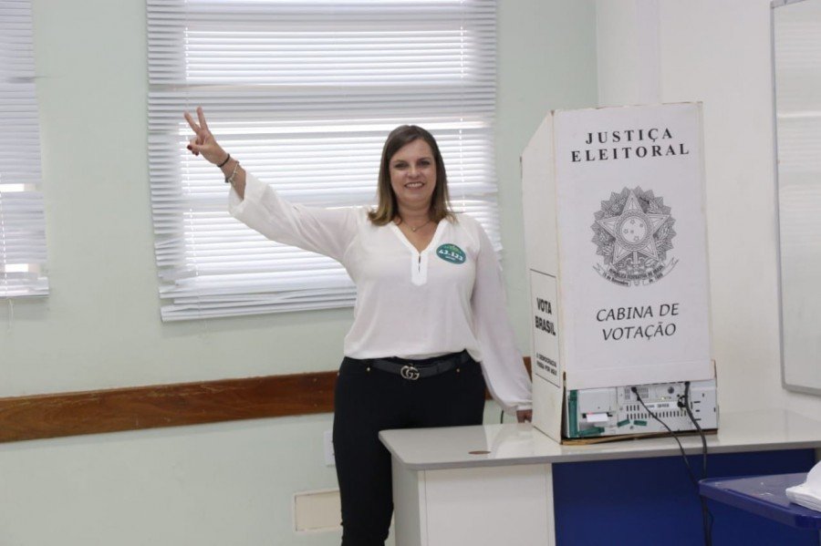 ClÃ¡udia Lelis teve 6.746 votos e serÃ¡ uma das cinco mulheres eleitas para AL